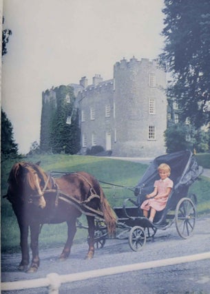 Vogue's Book of Houses, Gardens, People