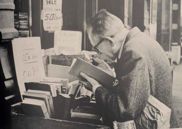 On Reading by Andre KERTESZ on Jeff Hirsch Books