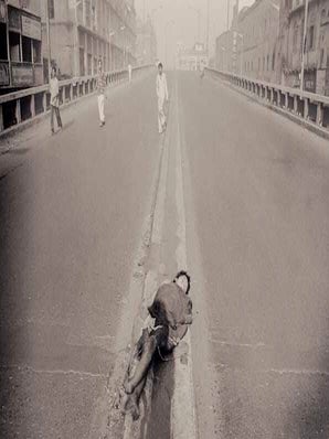 Photographs of Mother Teresa's Missions of Charity in Calcutta: Untitled 39 (Signed First Edition)