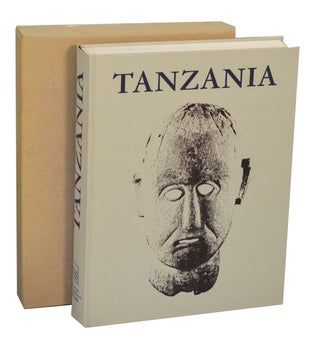 Item #206312 Tanzania: Meisterwerke Afrikanischer Skulptur Sanaa Za Mabingwa Wa Kiafrika....