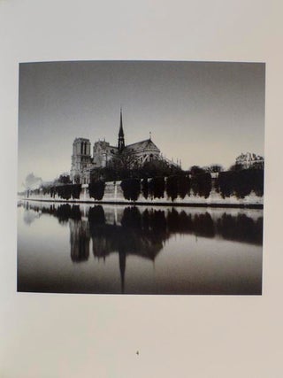 Notre-Dame de Paris (Limited Edition with Signed Photograph)